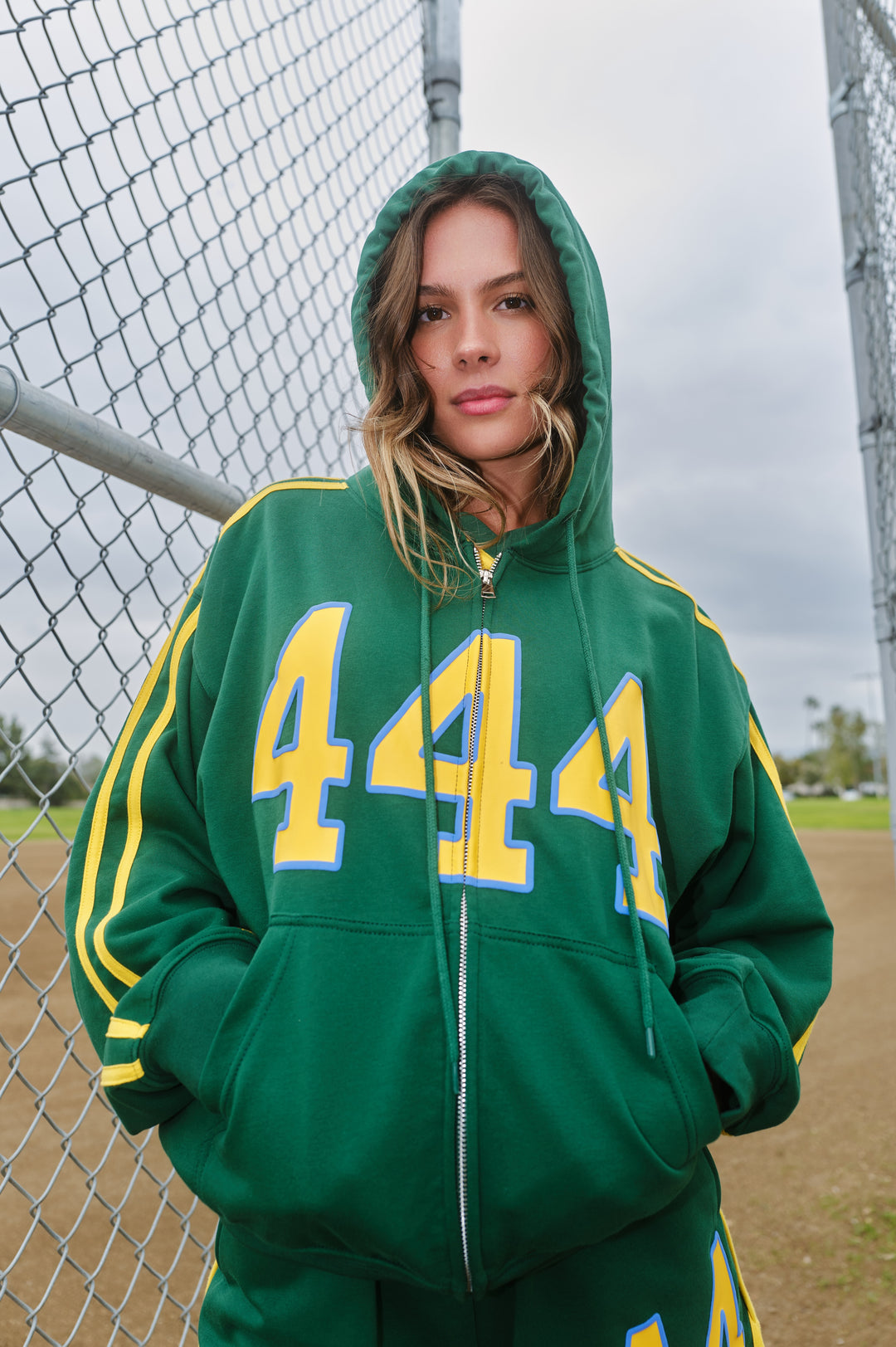 ★お求めやすく価格改定★ 444 Aligned LLC Group Mayfair The – Hoodie Zip-Up 帽子